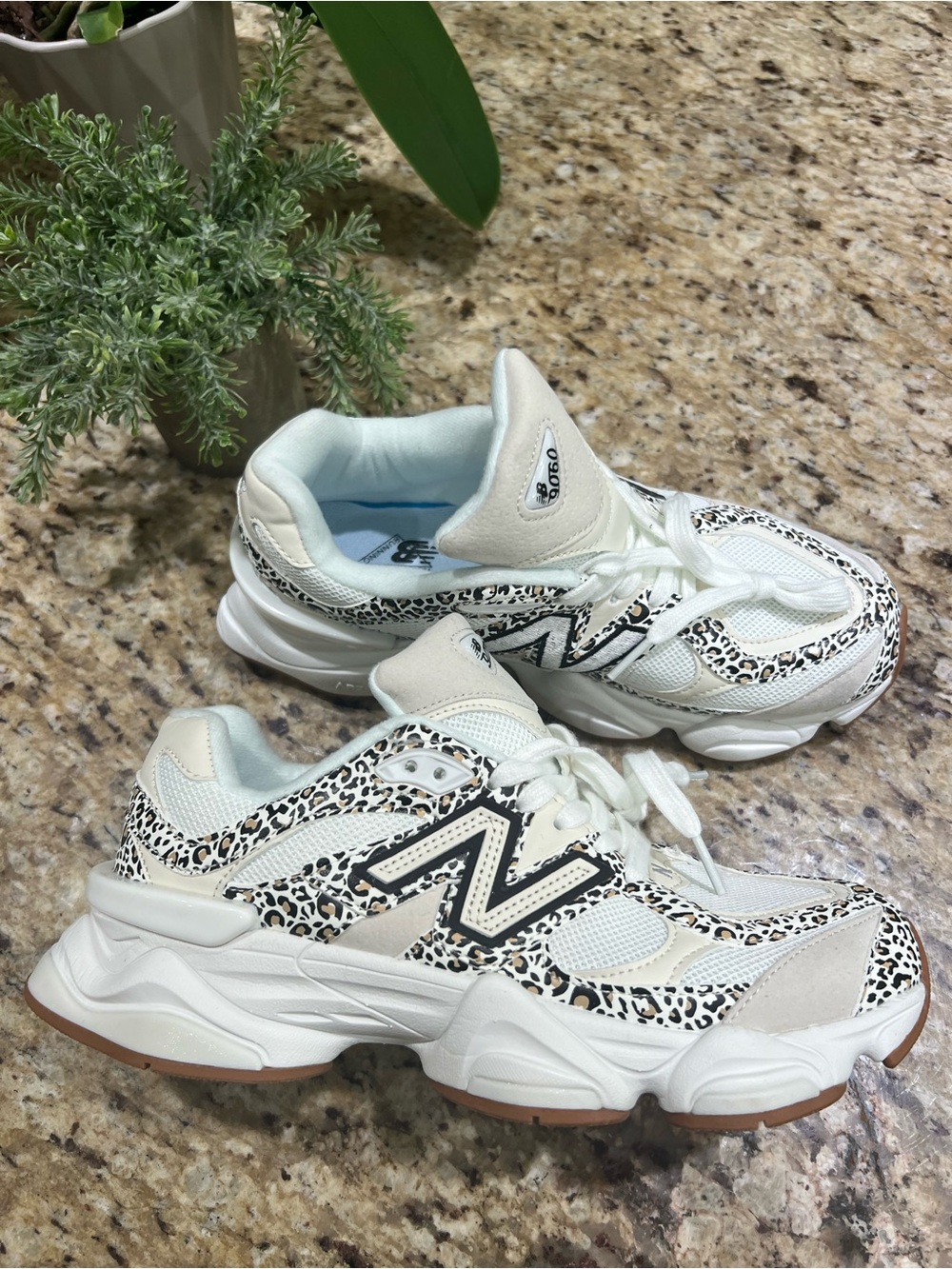 🔥Viral🐆 New Balance 9060 White and Black Leopard-Print Chunky Sneakers - Picture 3 of 13